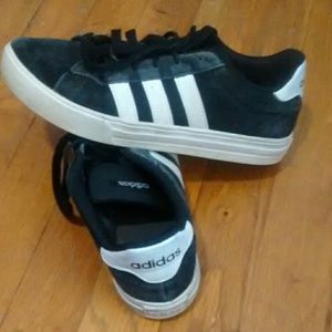 🎈Adidas tennis shoes